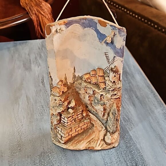 Provence painted & sculptured roof tile - Picture 7 of 7